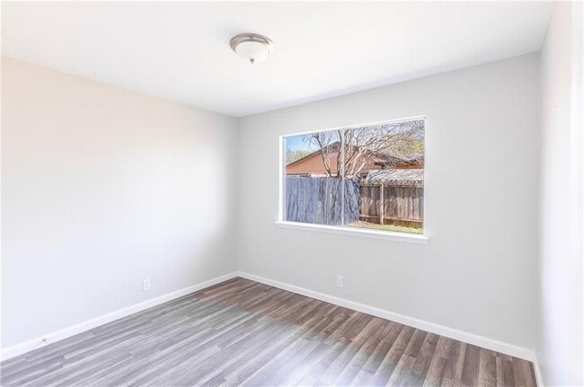 Building Photo - 10309 Burmaster Ln