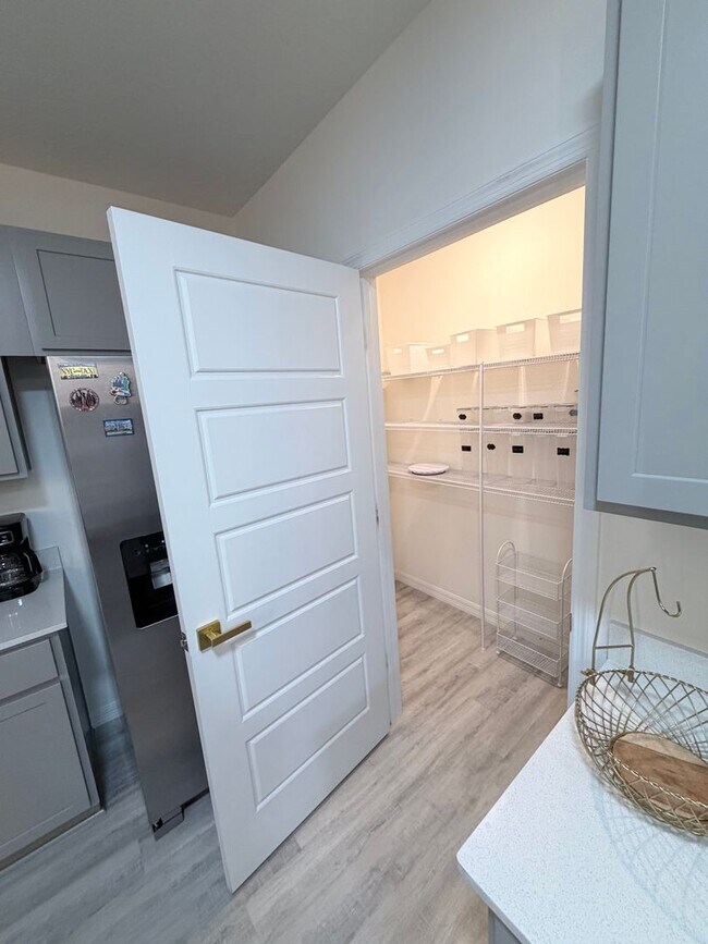 Building Photo - 3013 Moulin Rd