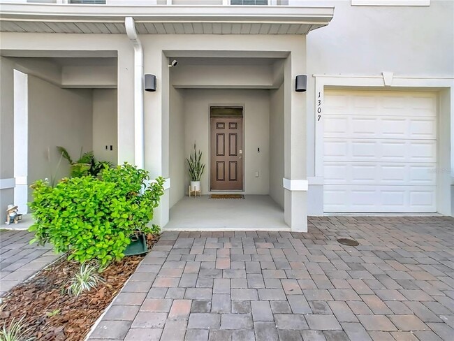 Building Photo - 1307 Mako Wy