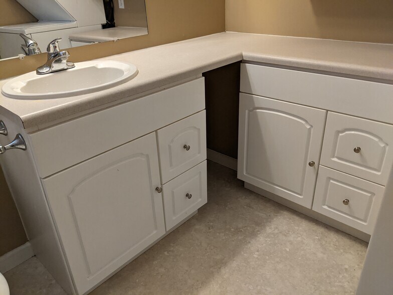 Bathroom vanity - 109 Washington Avenue