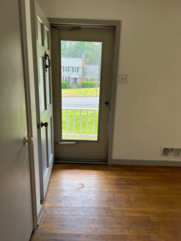 Building Photo - 1507 Westshire Ln