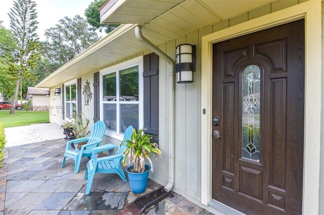 Building Photo - 781 Little Pine Dr