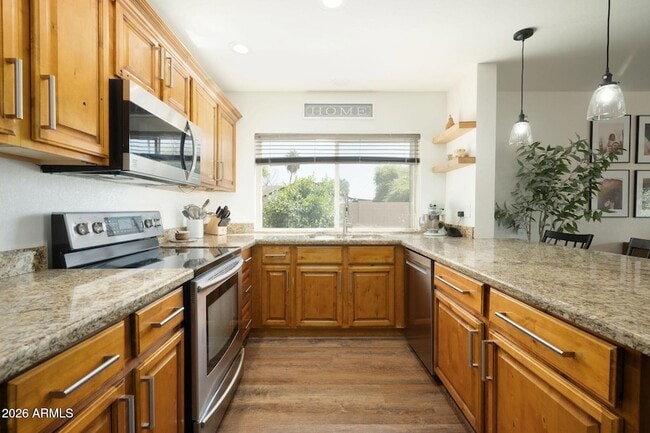 Building Photo - 5161 E Beck Ln