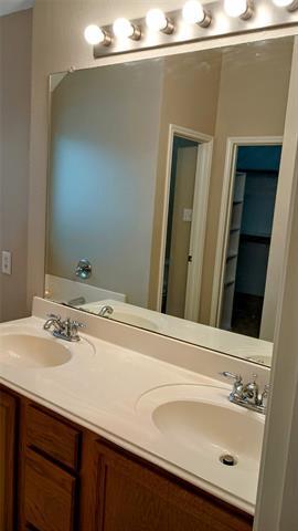 Building Photo - 10708 Highland Ridge Rd