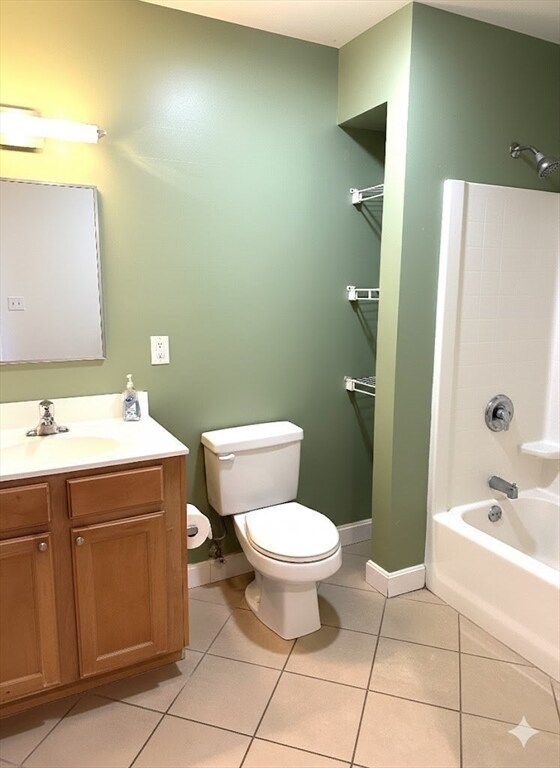 Building Photo - 211 Central St