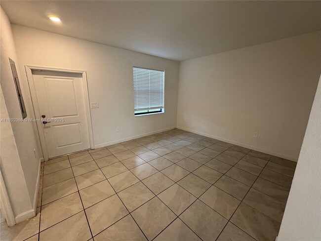 Building Photo - 11858 SW 246th Ln