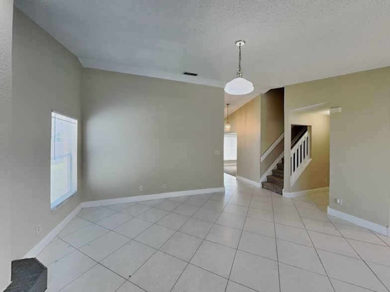 Building Photo - 3908 Kiawa Dr