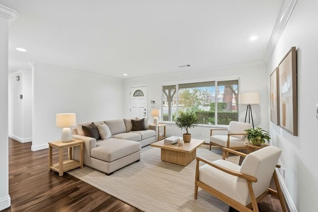 Building Photo - 399 Verona Ave