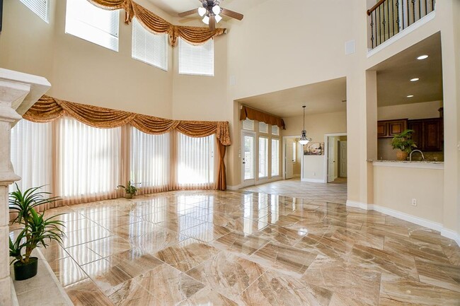 Building Photo - 14210 Mopan Springs Ln