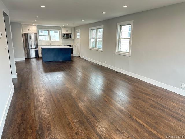 Building Photo - 7 Linwood Rd N