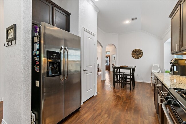 Building Photo - 4927 Applewood Crest Ln