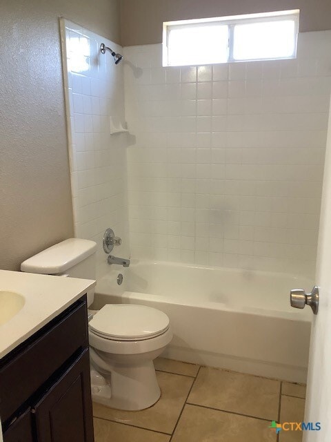 Building Photo - 3001 Indy Dr