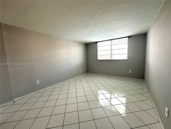 Building Photo - 14195 SW 87th St