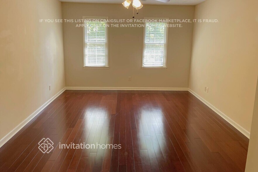 Building Photo - 3761 Apple Way