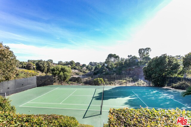 Building Photo - 28775 Sea Ranch Way