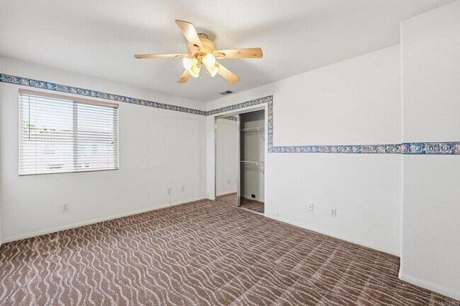 Building Photo - 5643 Willowmere Ln
