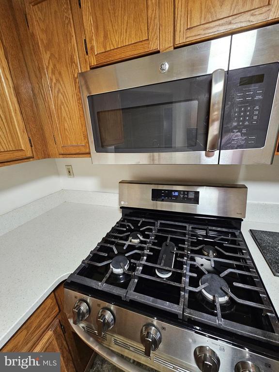 Building Photo - 2445 Sagewood Ct