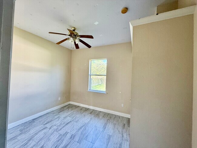 Building Photo - 3269 Hawks Ridge Dr
