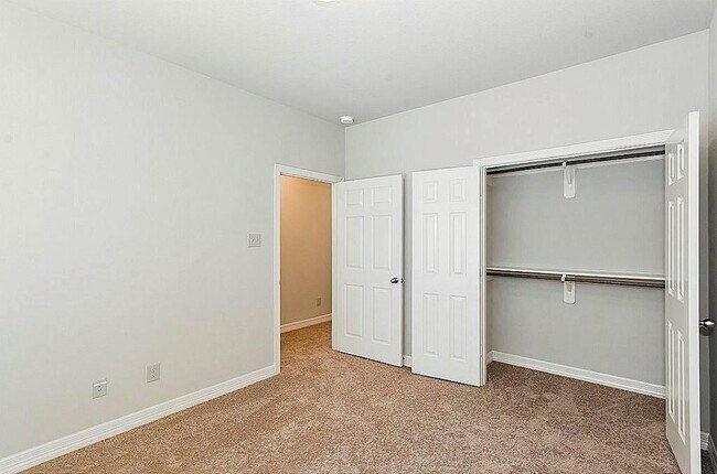 Building Photo - 313 Woodland Hills Dr