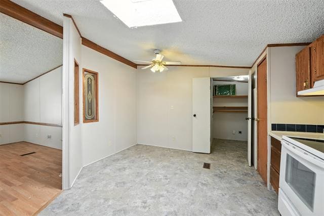 Building Photo - 431 Country Living Dr