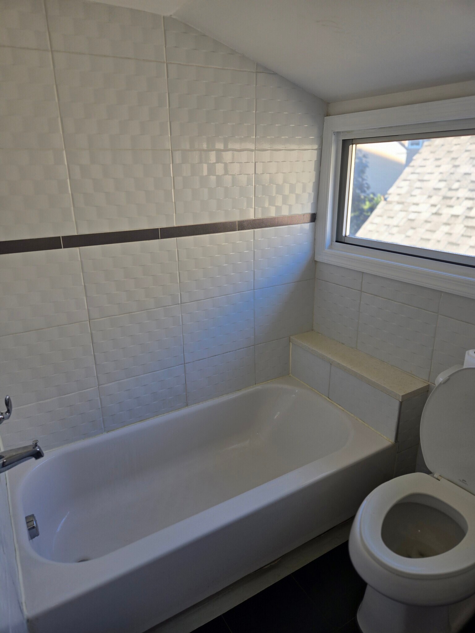 Building Photo - 316 Summer Ave