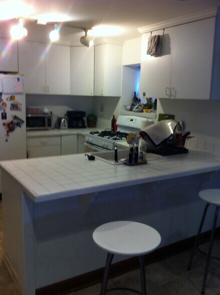 Kitchen #2 - 2333 N Janssen Ave
