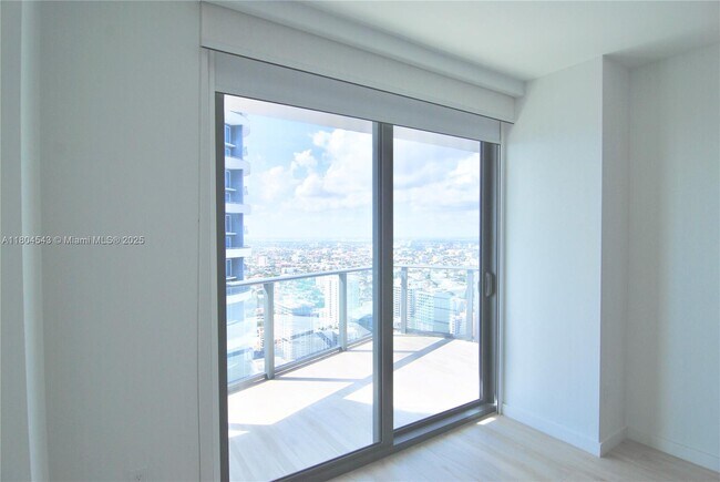 Building Photo - 1300 S Miami Ave