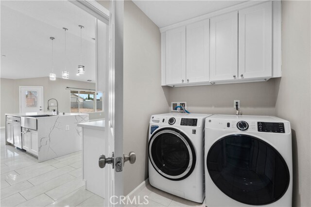 Building Photo - 8104 Corona Ave