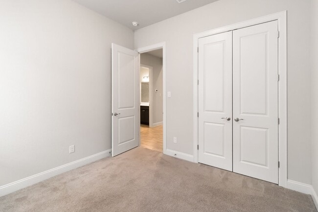 Building Photo - Beautiful 3-bed, 2-bath home for lease in the Oaks at San Gabriel in Georgetown!