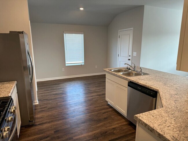 Building Photo - NEW Three Bedroom | Two Bath Home in Camden Park