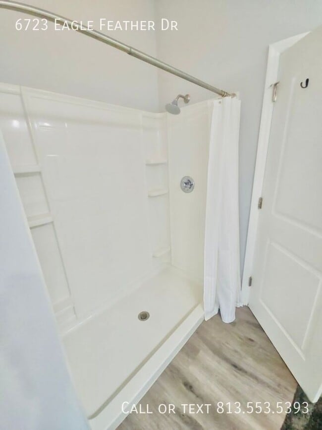 Building Photo - 6723 Eagle Feather Dr