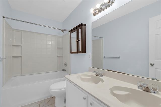 Building Photo - 3206 Lipizzan Dr