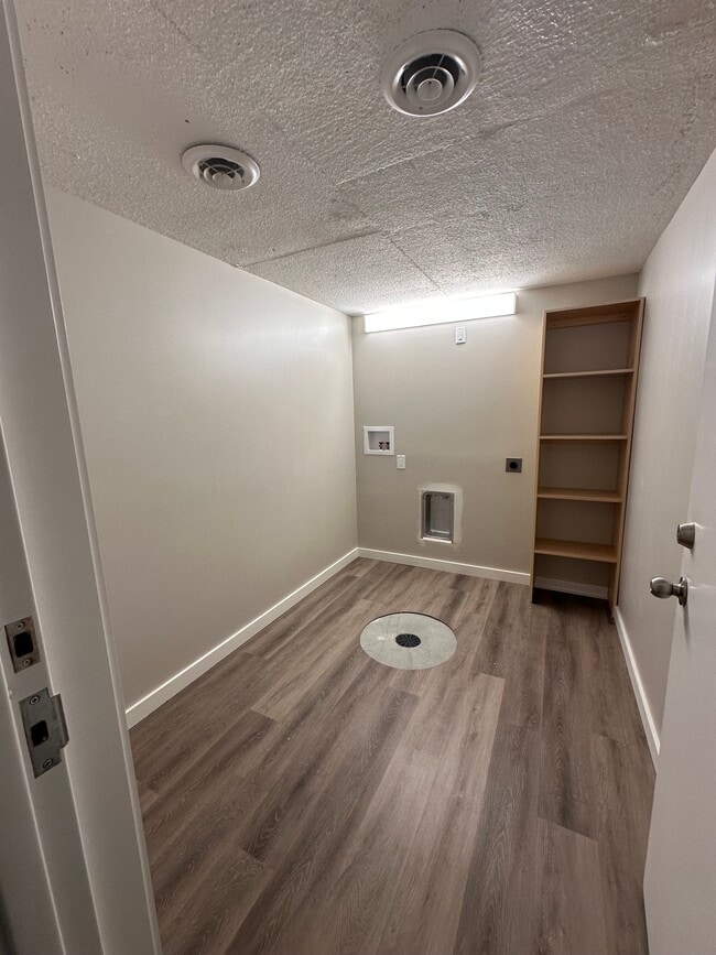 Building Photo - 2420 S Ida St