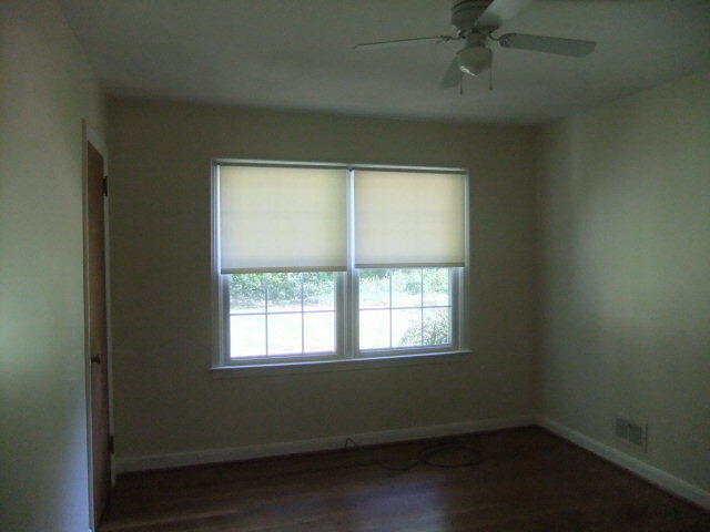 Building Photo - 1010 Evans Rd