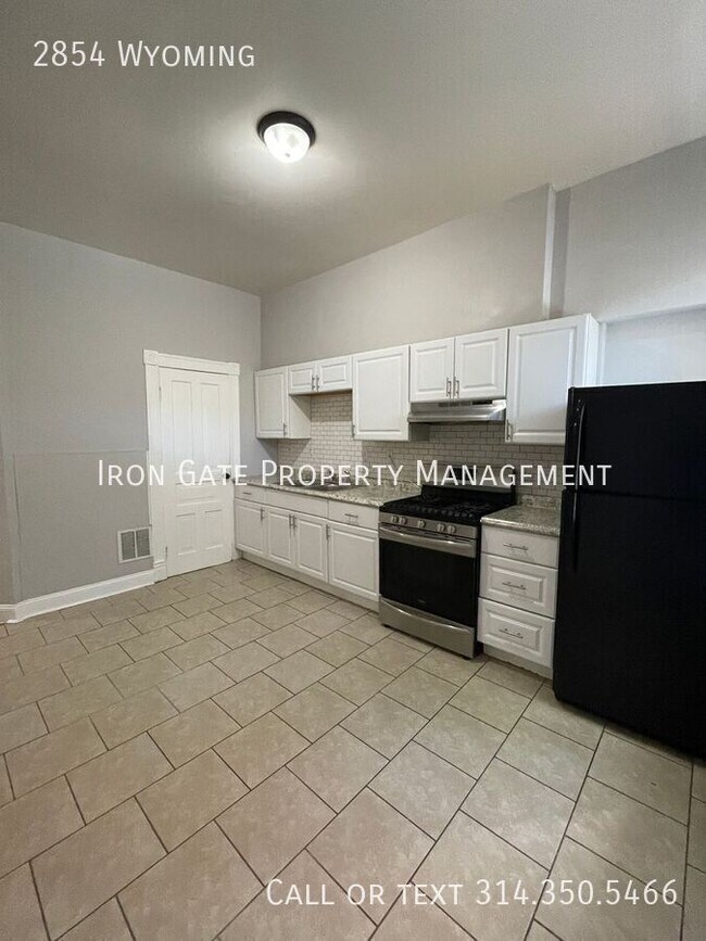 Building Photo - 2854 Wyoming-