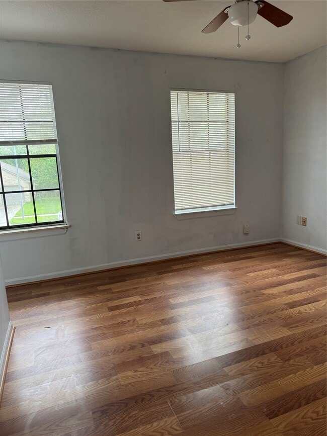 Building Photo - 4803 Brooklawn Dr