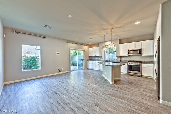 Building Photo - 10616 Aphrodite St