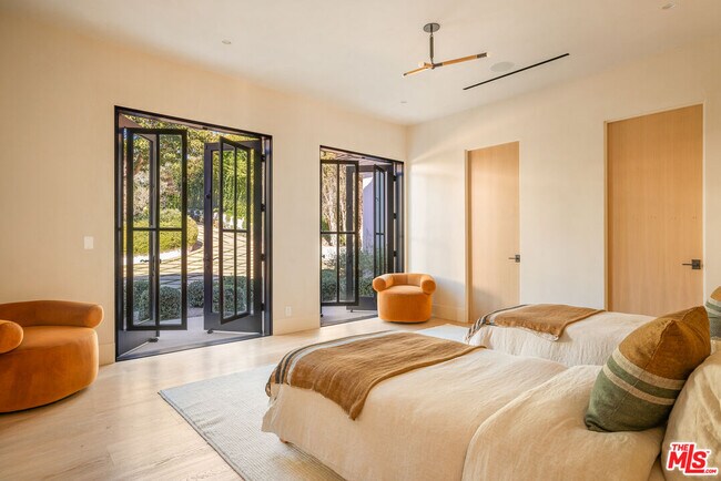 Building Photo - 24824 Pacific Coast Hwy