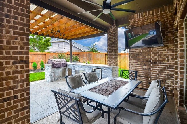 Building Photo - 4515 Primrose Valley Ln