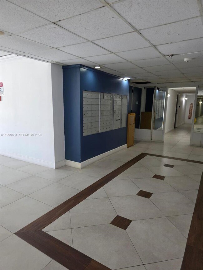 Building Photo - 16450 NW 2nd Ave