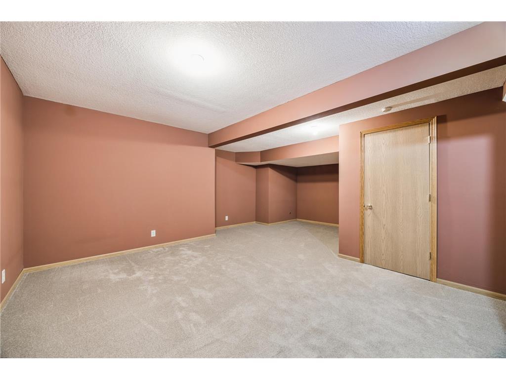 Building Photo - 4970 Boyd Ave