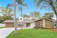 Building Photo - 3 Bedroom Pet-Friendly Home in Lutz, FL wi...