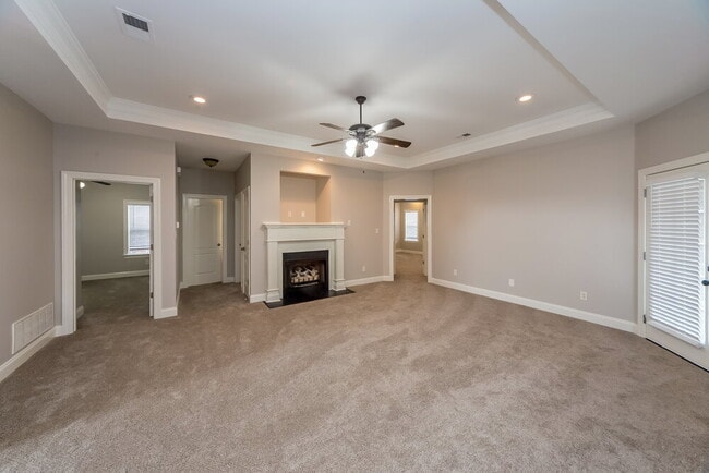 Building Photo - 6416 Arbor Lake Dr E