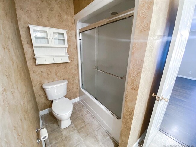 Building Photo - 616 Amberdale W Cir