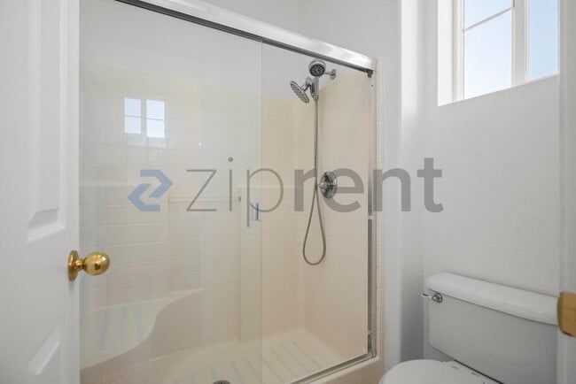 Building Photo - 406 Cape May Ct