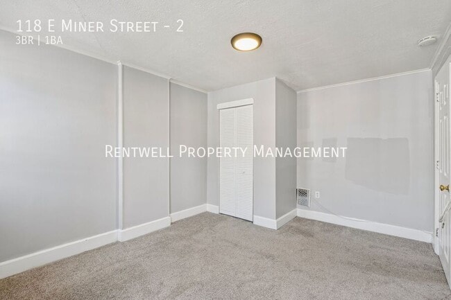 Building Photo - 118 E Miner St