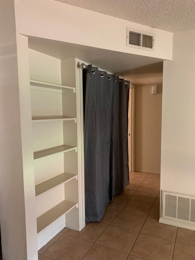 Hallway - 1308 W 3rd St