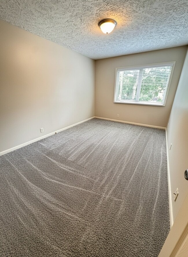 Building Photo - 1518 D St