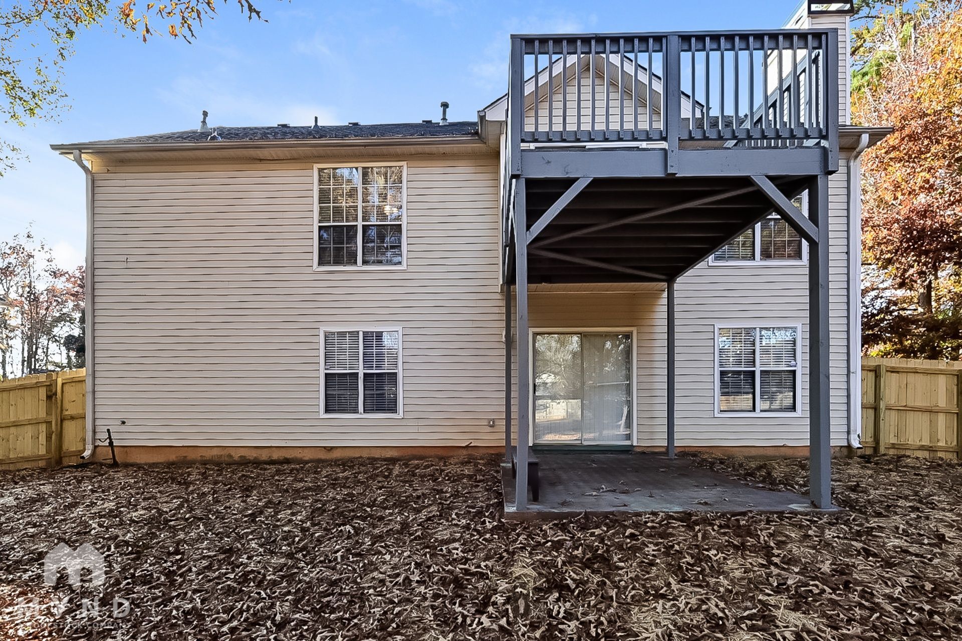 Building Photo - 10395 Starling Trail