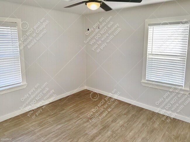 Building Photo - 3 br, 1 bath House - 314 W 36th St